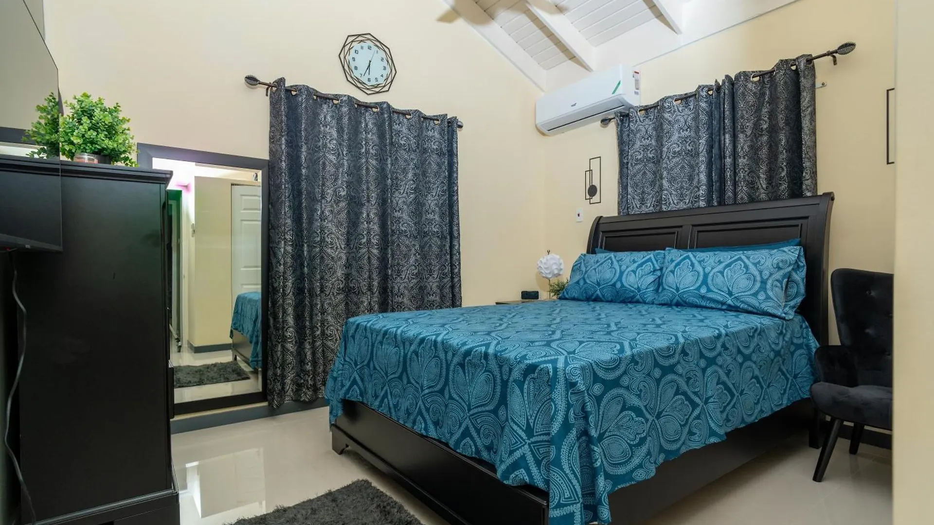 Sky View Villas @ Edmund Ridge Estate Montego Bay 0*,  Jamaica